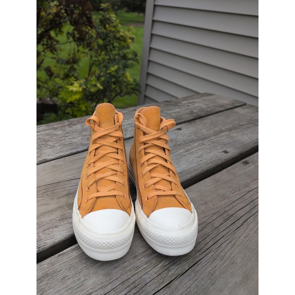 Converse CTAS Suede Tiger Moth Platform Lift Gum Sole Shoe Sz 7 A05419C Womens
